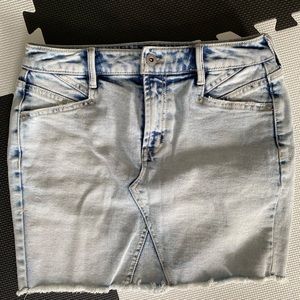 Jessica Simpson denim mini skirt